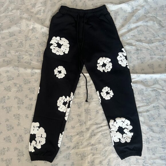 Denim Tears Other - Denim Tears Cotton Garland Black Sweatpants